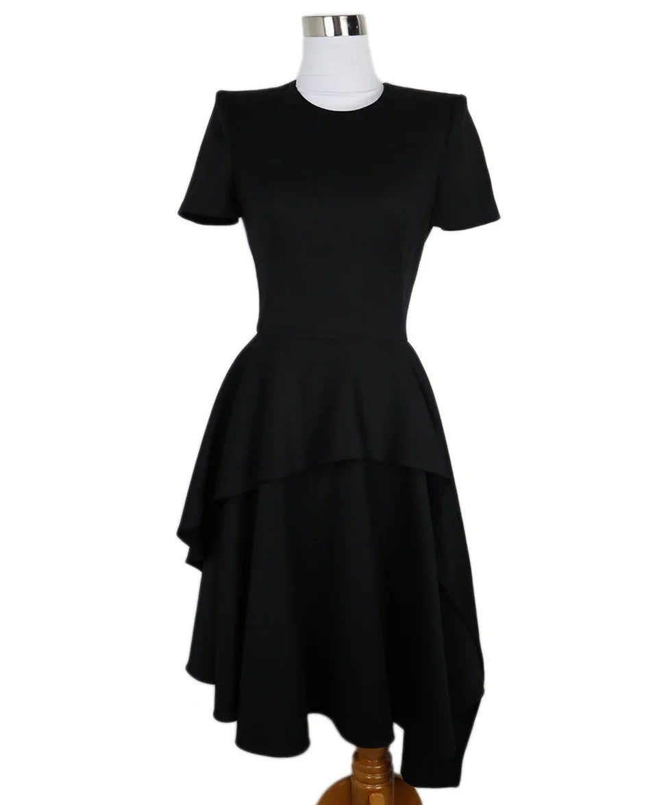 Alexander McQueen Black Wool Short Sleeve Dress sz 2 l Michael's Luxury Consignment Michael's Consignment NYC Alexander McQueen Black Wool Short Sleeve Dress sz 2 l Michael's Luxury Consignment Michael's Consignment NYC