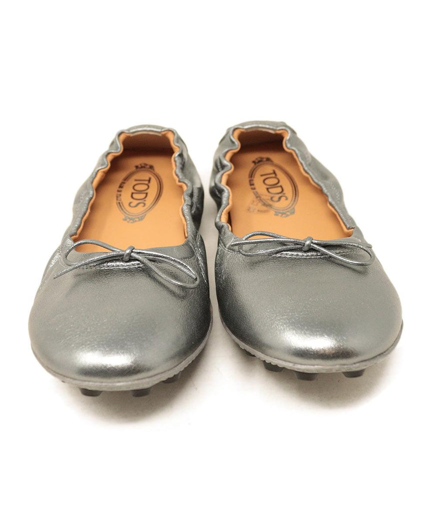 Tod's Silver Leather Flats sz 8.5 - Michael's Consignment NYC
