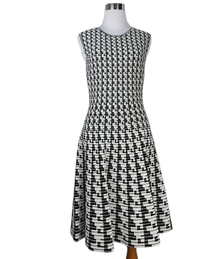 Akris Punto Black & White Print Dress Set sz 8 - Michael's Consignment NYC