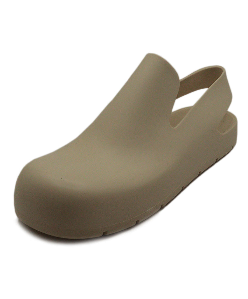 Bottega Veneta Neutral Ivory Rubber Clogs 
