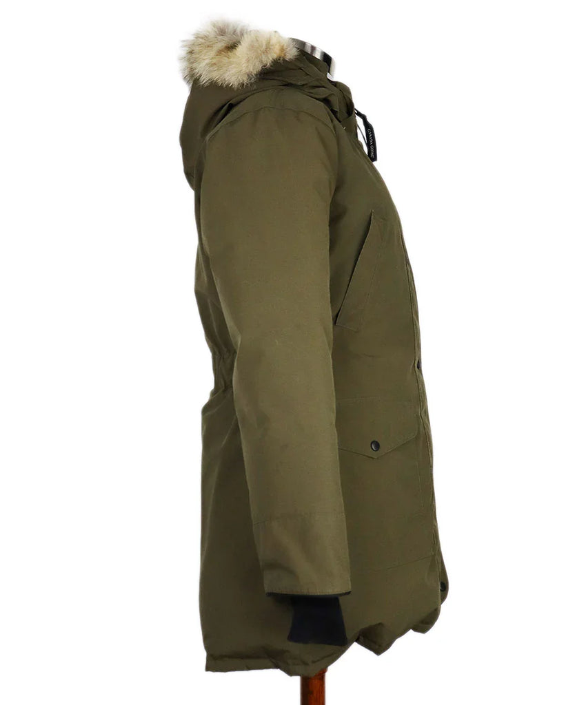 Canada Goose Green Coat w/ Fur Collar sz 12 - Michael's Consignment NYC
