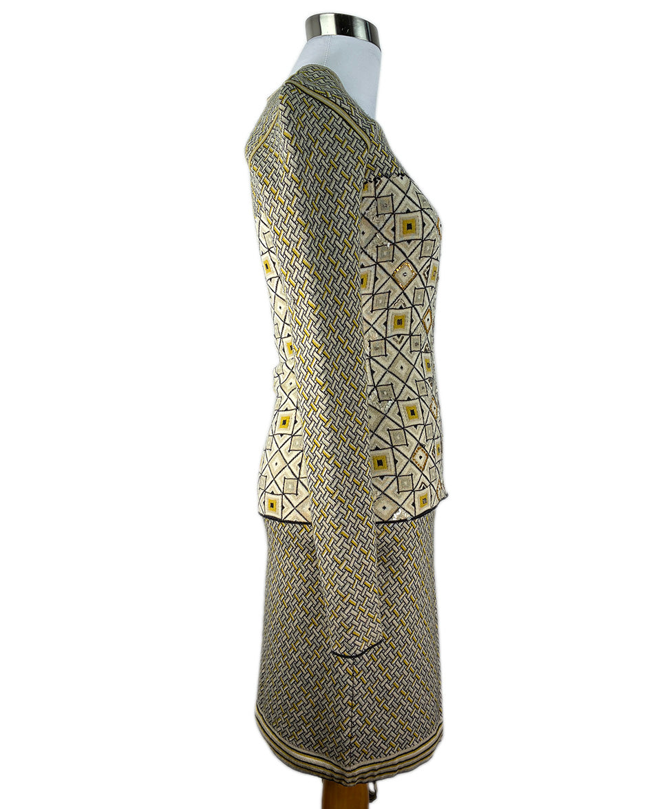 Chanel Neutral Beige Black Yellow Wool Dress 2 PC sz 4 l Michael's Luxury  Consignment – Michael's Consignment NYC