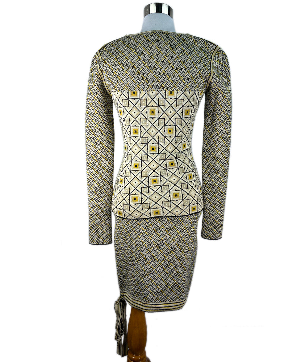 Chanel Neutral Beige Black Yellow Wool Dress 2 PC sz 4 l Michael's Luxury  Consignment – Michael's Consignment NYC