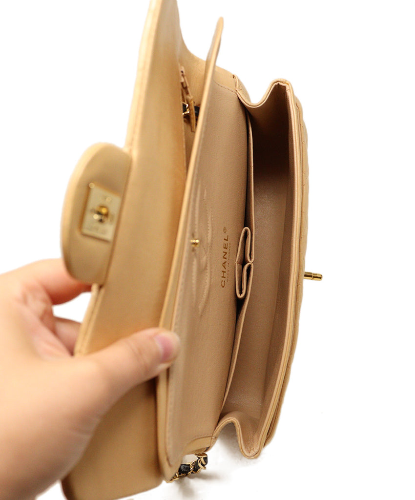 Chanel Beige Leather Medium Classic Shoulder Bag 5