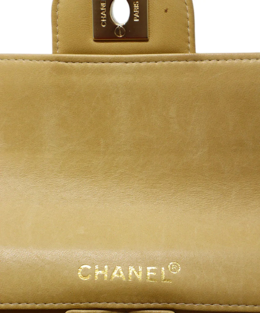 Chanel Vintage Beige Quilted Leather Shoulder Bag - Michael's Consignment NYC