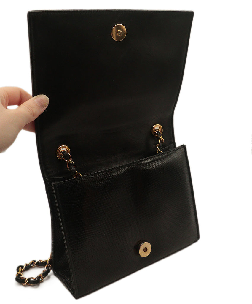 Chanel Black Lizard Skin With Gold Hardware Vintage Handbag 5