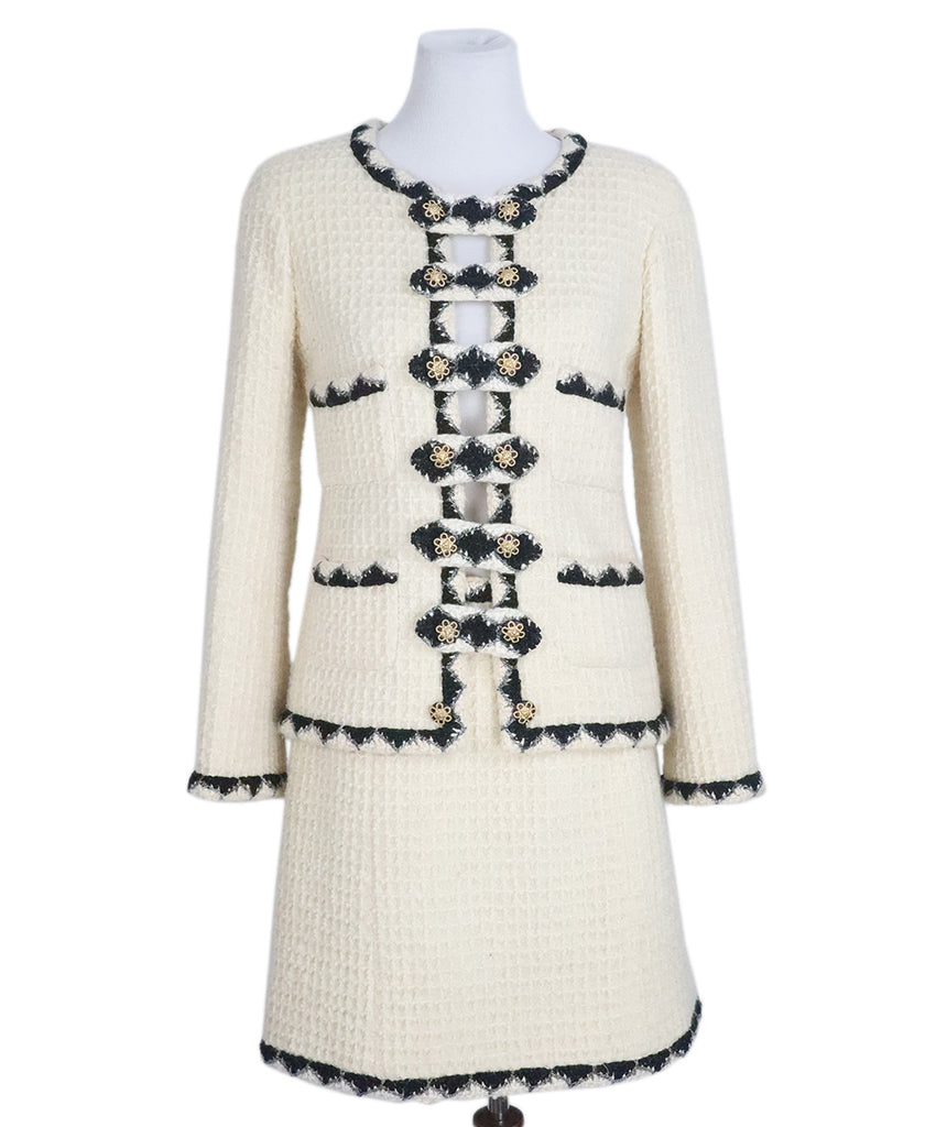 Chanel Cream Wool Skirt Suit 1