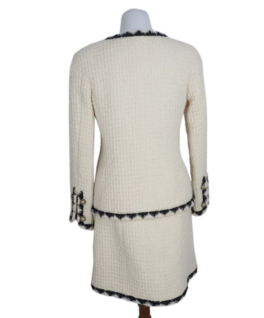 Chanel Cream Wool Skirt Suit 3