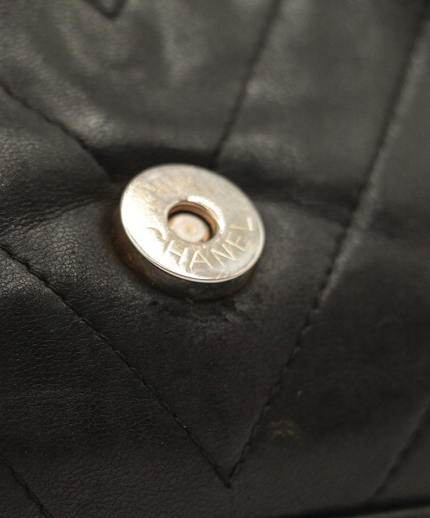 Chanel Black Lambskin & Gripox Gold Hardware Vintage Crossbody 13