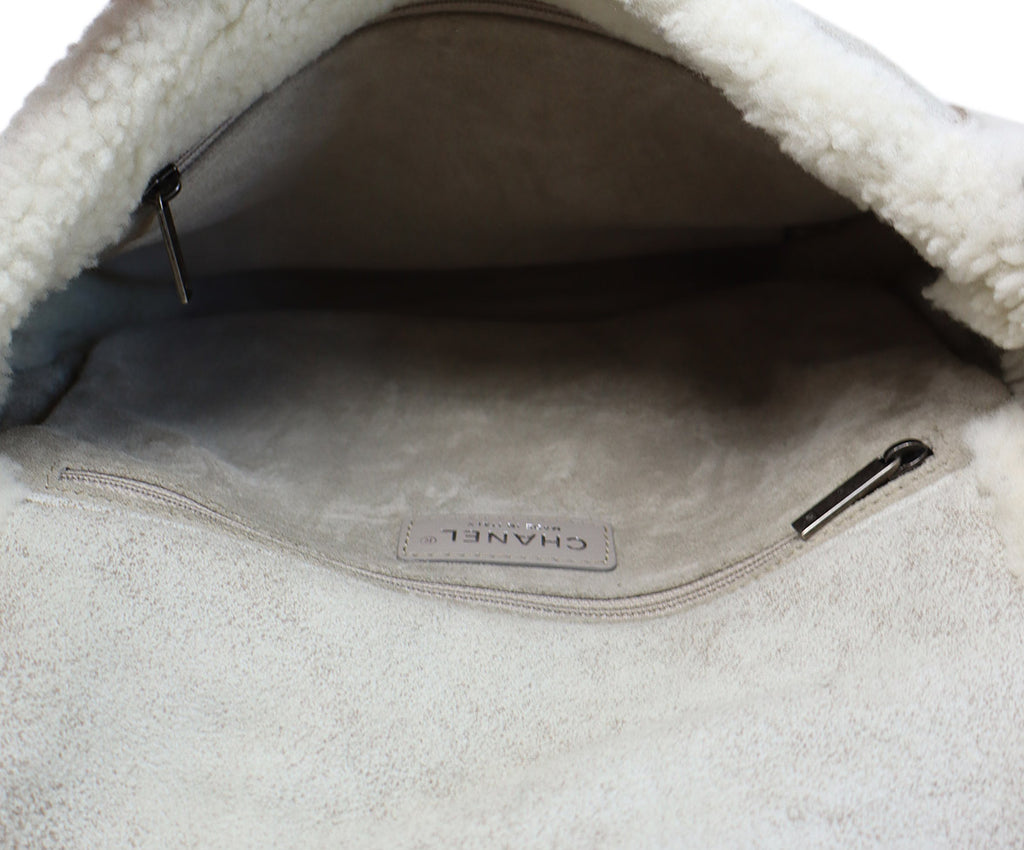 Chanel Grey Suede & White Shearling Crossbody 5