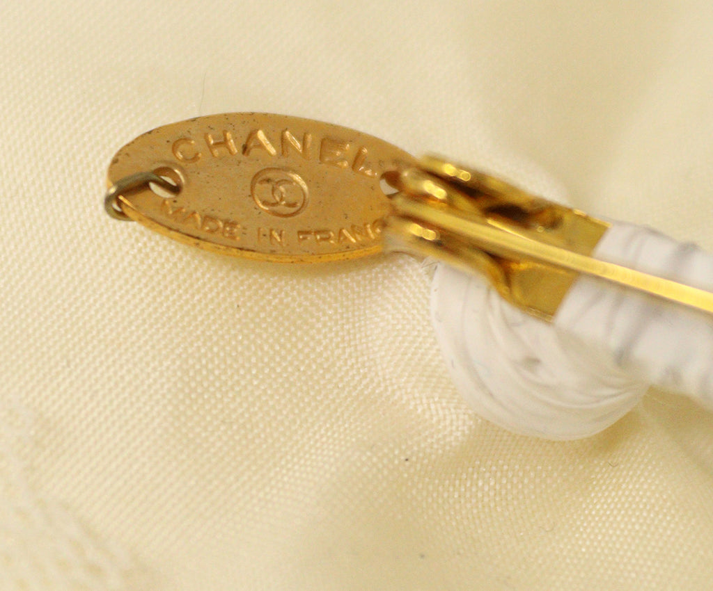 Chanel Ivory Mesh Pin 3