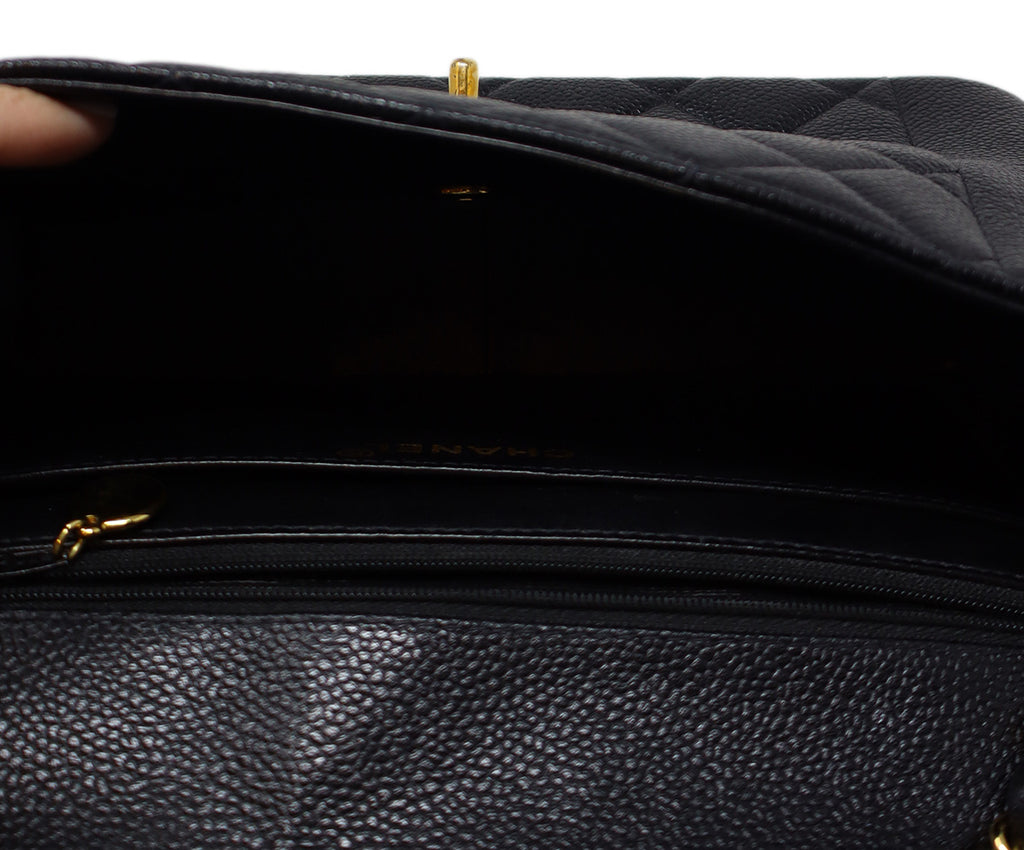 Chanel Vintage Black Caviar Leather Medium Diana Bag 5