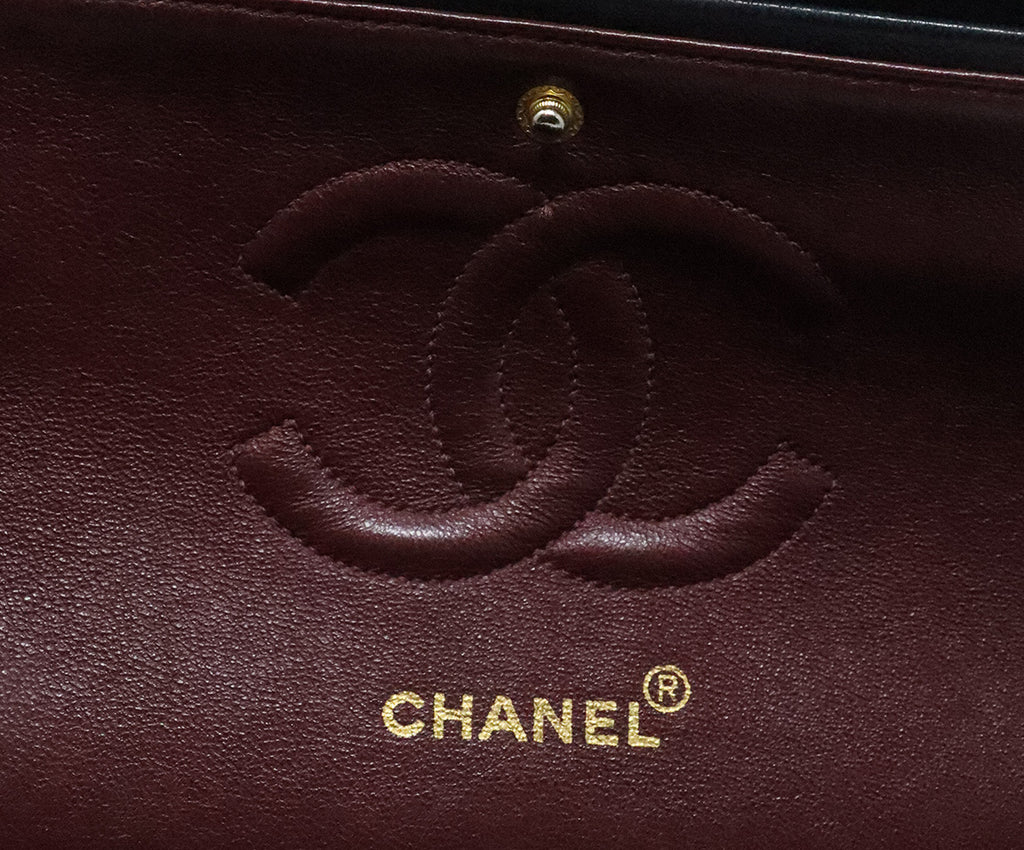 Chanel Vintage Navy Classic Medium Double Flap Bag 7