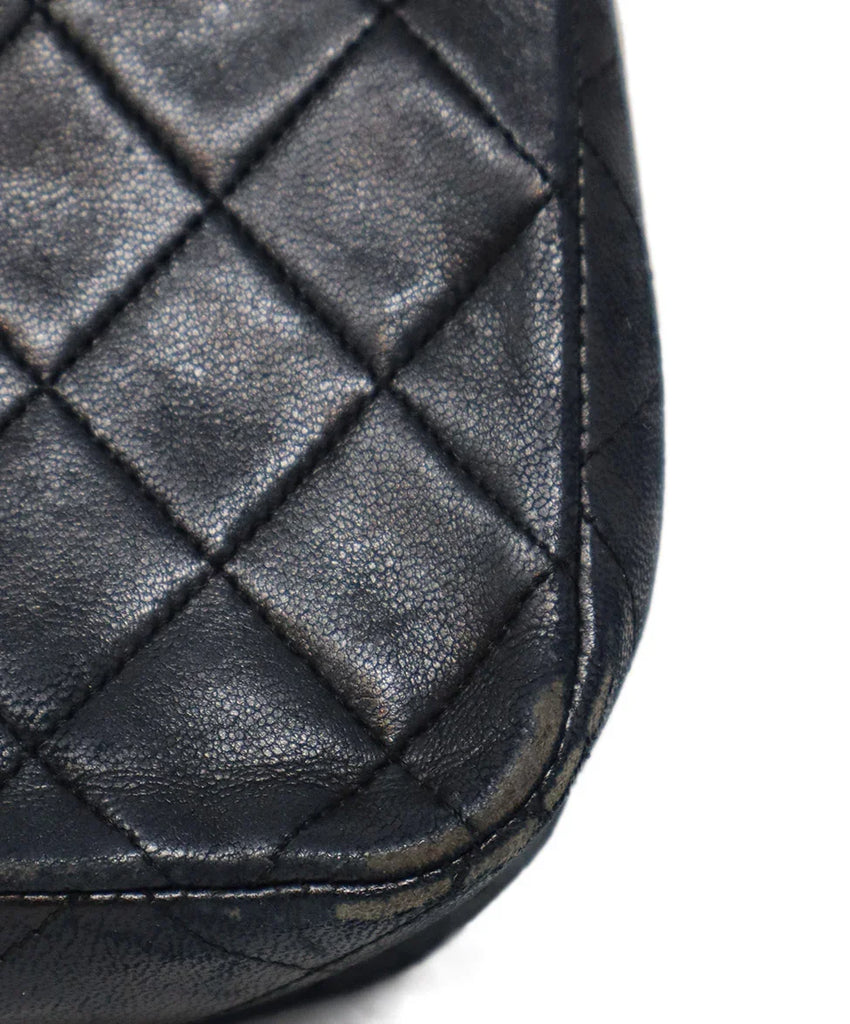 Chanel Vintage Black Matelasse Bag 9