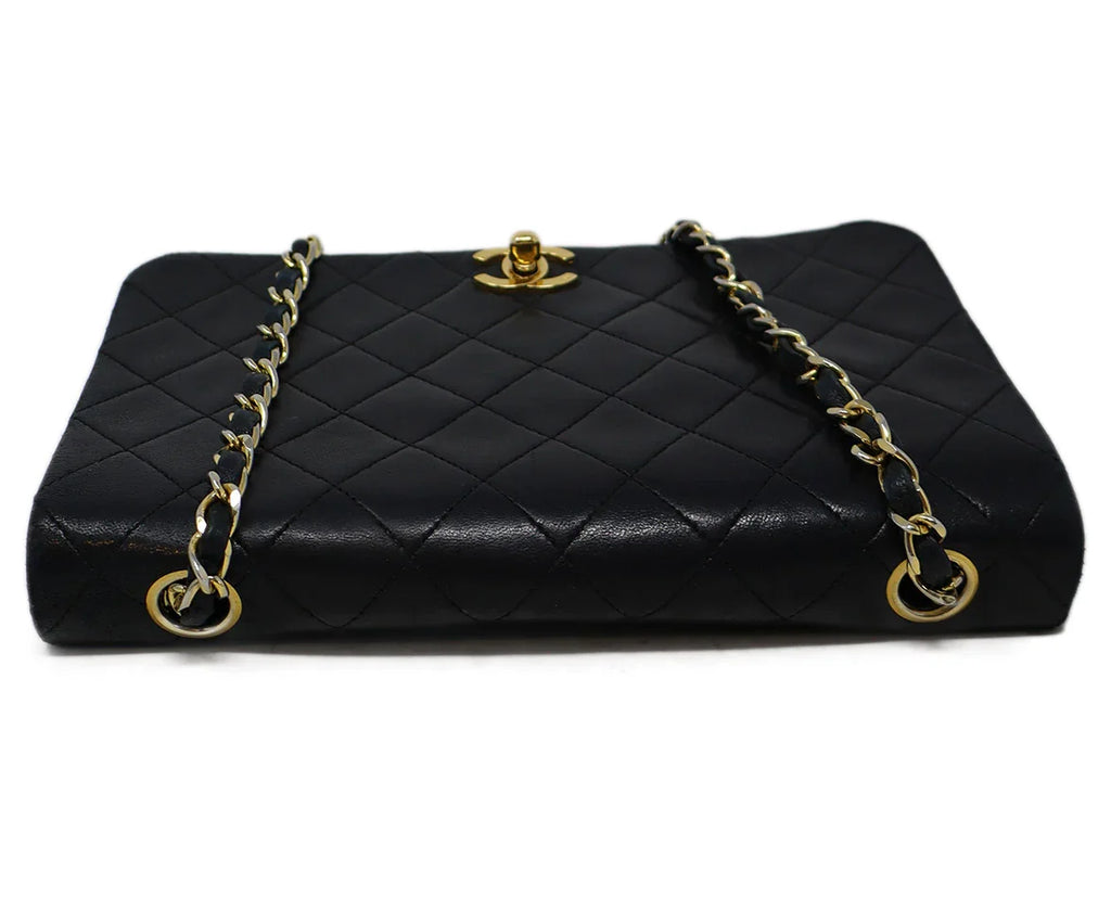 Chanel Vintage Black Matelasse Bag 4