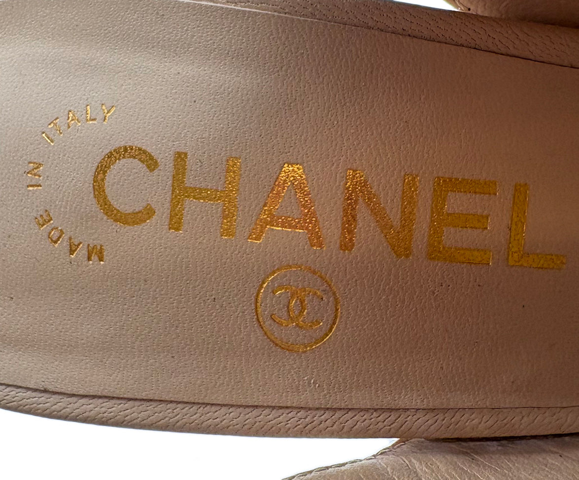 CHANEL Cruise 2013 Metallic Gold Brocade Heels w/ Floral Print