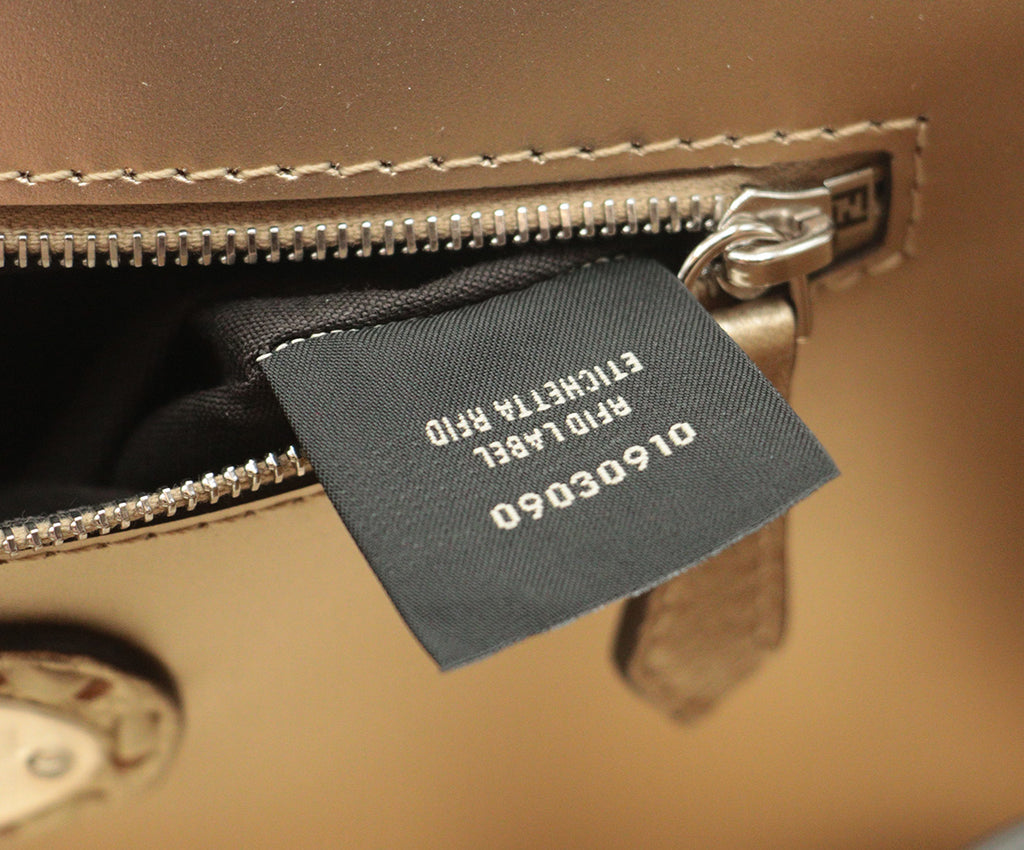 Fendi Gold Leather selleria baguette 11