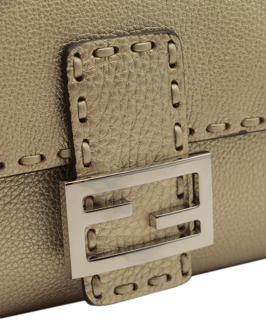 Fendi Gold Leather selleria baguette 13