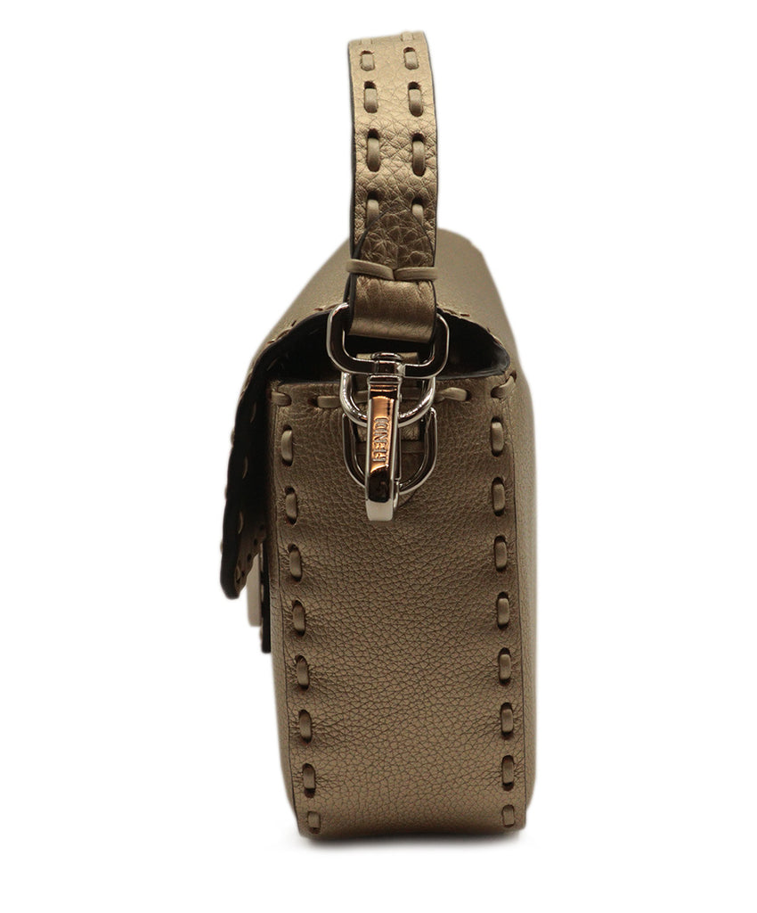 Fendi Gold Leather selleria baguette 3
