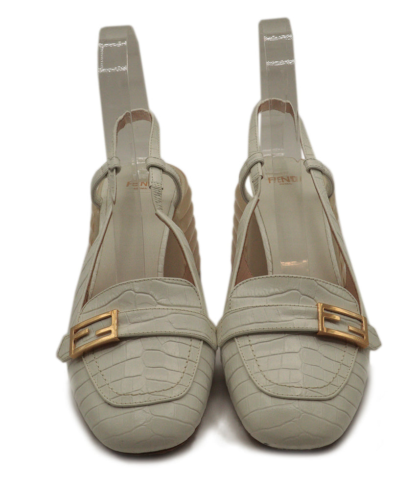 Fendi White Pressed Leather With Gold Buckle Heels 3