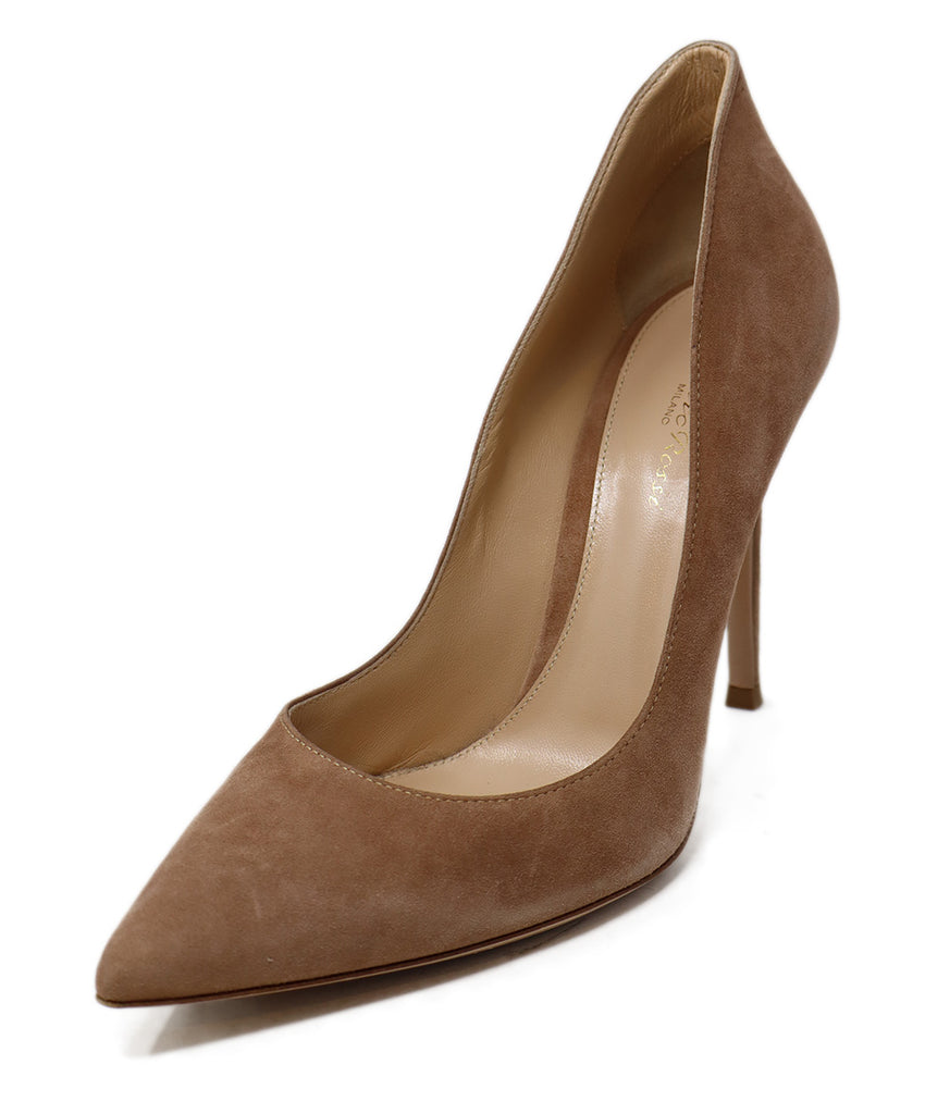 Gianvito Rossi Nude Suede Heels 