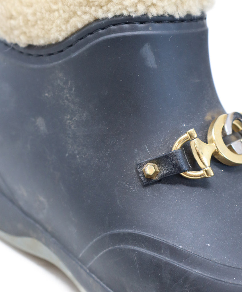 Gucci Black Rubber & Shearling Booties 5