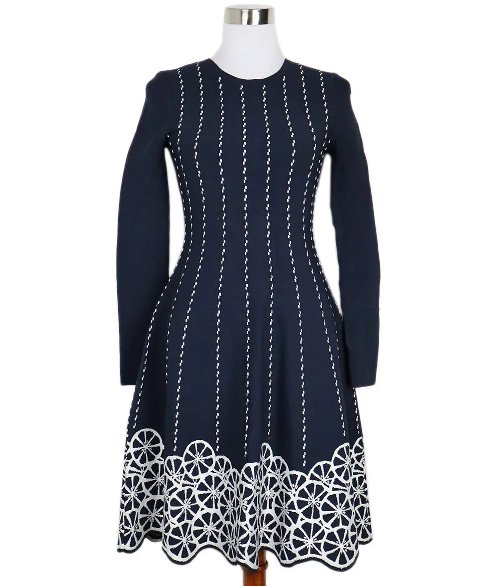 Lela Rose l Michael's Luxury Consignment Michael's Consignment NYC Lela Rose l Michael's Luxury Consignment Michael's Consignment NYC