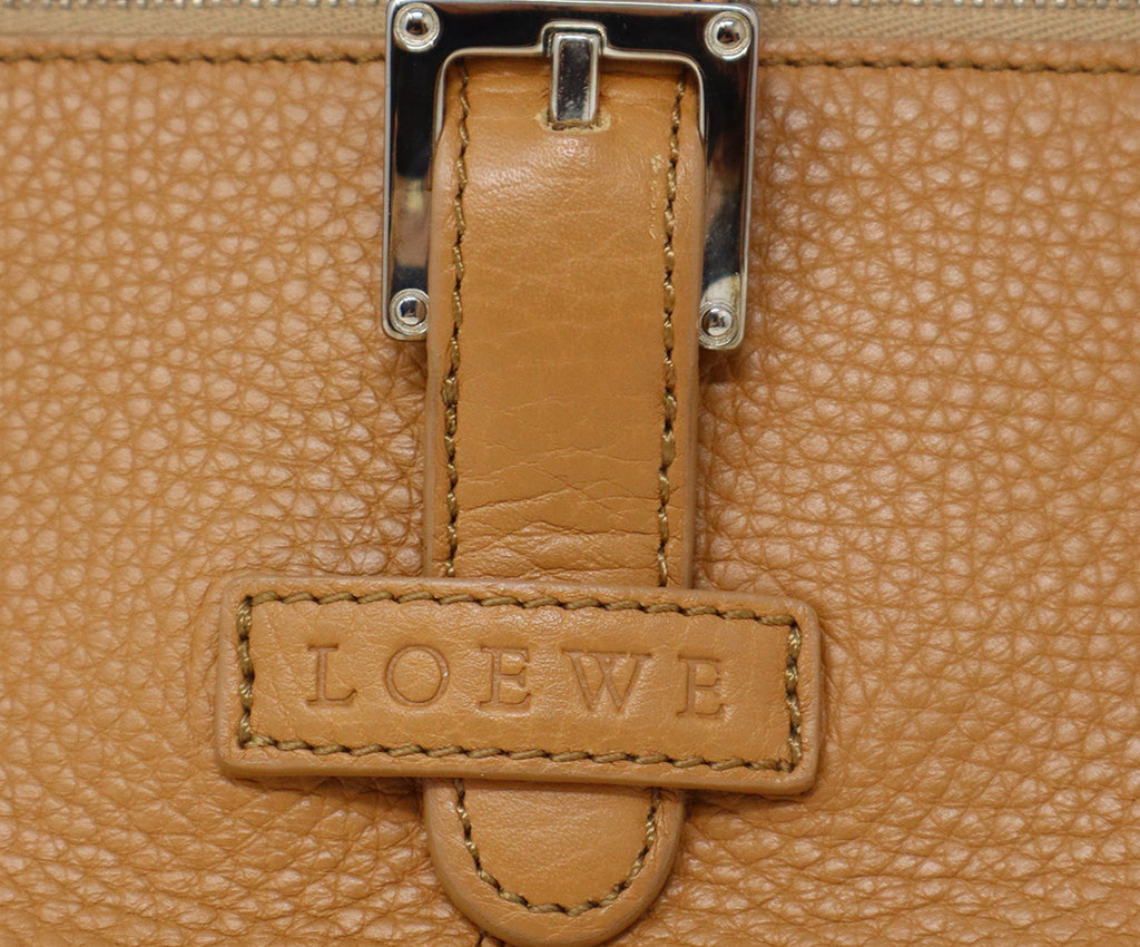 Loewe Tan Leather Shoulder Bag 6