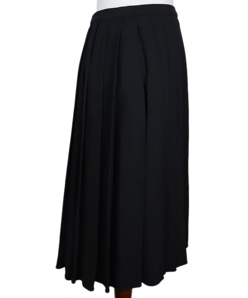 Prada Black Pleated Skirt sz 6 - Michael's Consignment NYC