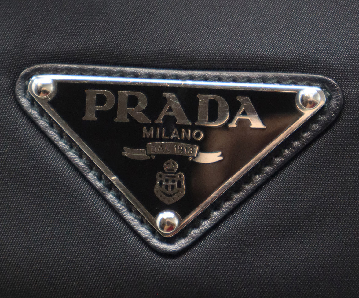 バッグ PRADA LINING LOGO LEATHER NYLON TOTE BAG Prada Re-Nylon And Saffiano Leather Tote Bag | Saks Fifth Avenue
